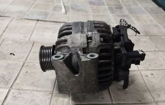 Audi A4 S4 B6 8E 8H Generator/alternator 06B903016Q 0124615009