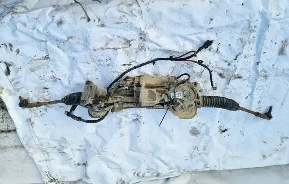 Volkswagen Touran I Steering rack 1K1423055C