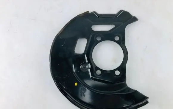 Nissan X-Trail T32 Front brake disc dust cover plate 411514BT0A