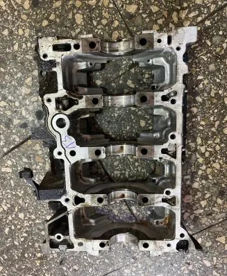 Opel Insignia A Engine block 