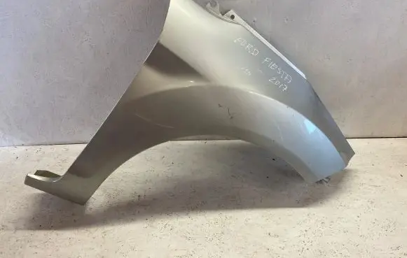 Ford Fiesta Fender C1BBA16010AA