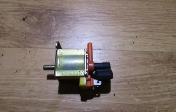 Honda Accord Turbo solenoid valve 4vl3257