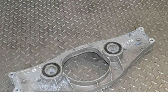 Mercedes-Benz S C217 Rear differential mounting bracket A2213520206