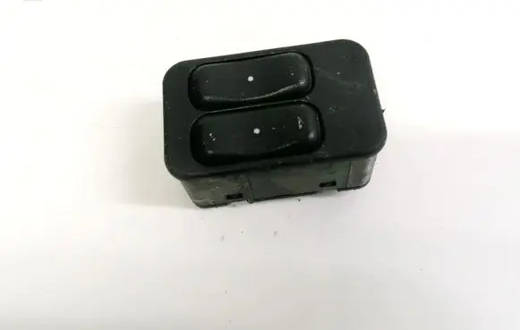 Opel Zafira A Electric window control switch 90561088 13363201