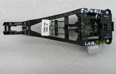 Opel Zafira B Rear door exterior handle/bracket 24463750