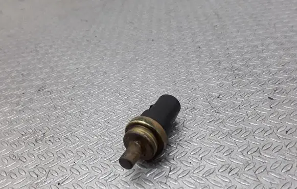 Volkswagen Golf IV Coolant temperature sensor 