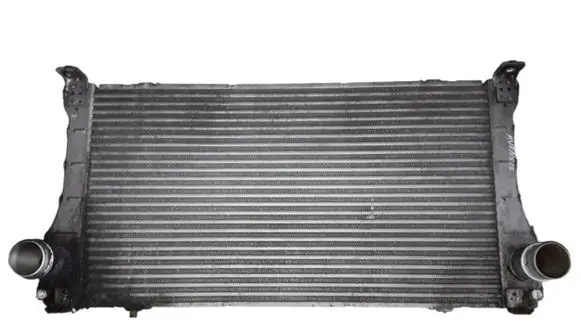 Toyota Avensis T270 Intercooler radiator 179400R040