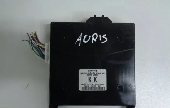 Toyota Auris E180 Fuse box set 89221-02480 5012-2230 TA4677