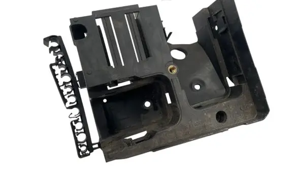 Volkswagen Touran II Fuse box cover 1K0907361C