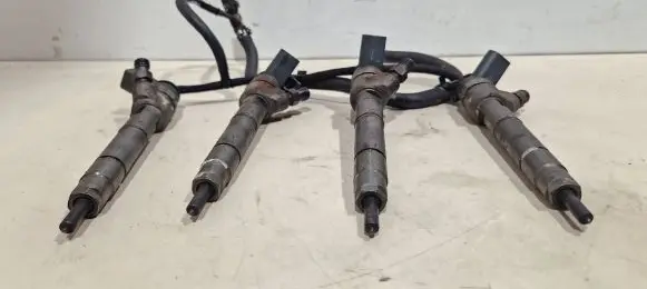 Mercedes-Benz A W169 Fuel injectors set A6400700787