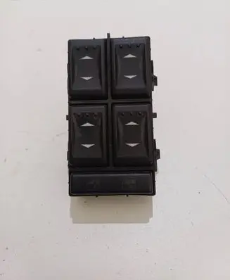 Ford Mondeo Mk III Electric window control switch 3S7T14A132BA 03163453