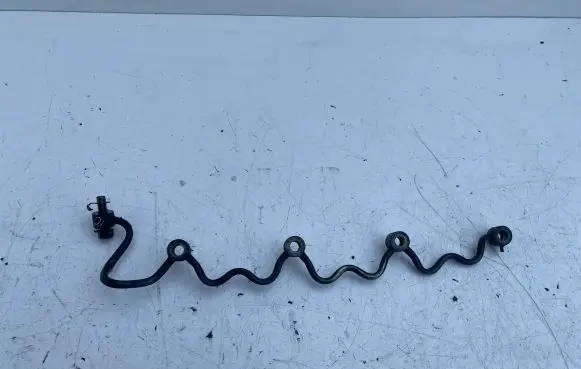 Toyota Previa (XR30, XR40) II Fuel return line/hose 