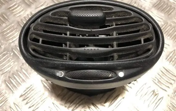 Ford Focus Dash center air vent grill 98AB19893BGW D1B1AR66ZA
