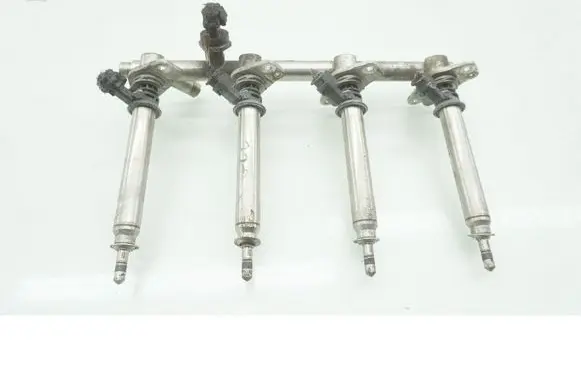 Mercedes-Benz GLC X253 C253 Fuel injector A2560700187