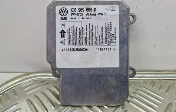 Skoda Fabia Mk2 (5J) Airbag control unit/module 1C0909605K 5WK43125