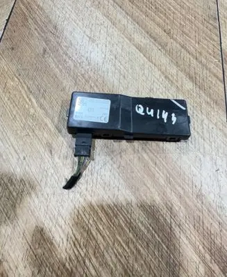 Opel Insignia A Door central lock control unit/module 13501980 F00HJ00471