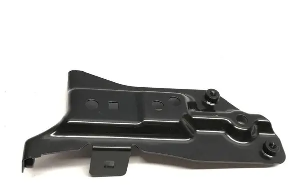Audi A3 S3 8P Fender mounting bracket 8P0821136A