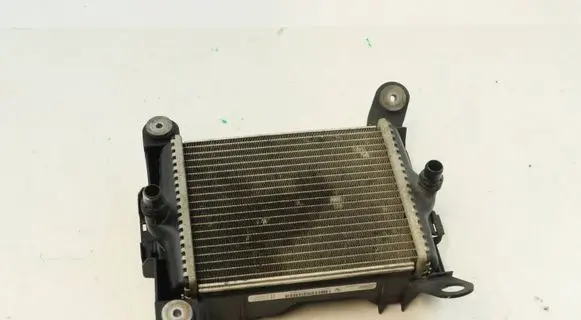 BMW 3 F30 F35 F31 Coolant radiator 7600697 7600698 17117600697