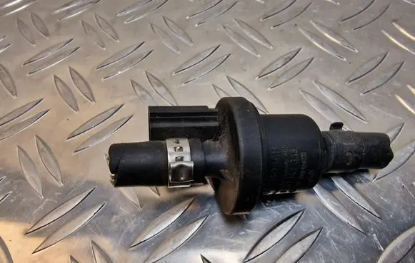 Audi A2 Fuel tank valve 6Q0906517