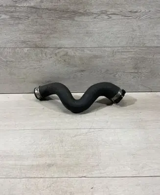 Intercooler hose/pipe
