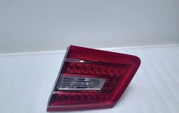 Mercedes-Benz E W212 Tailgate rear/tail lights 2128201064