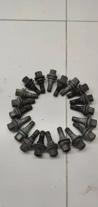 Peugeot 308 Nuts/bolts