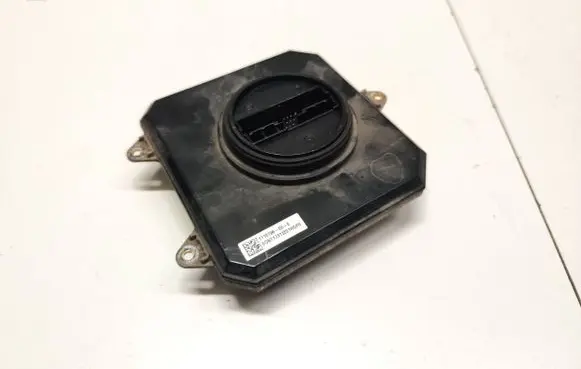 Tesla Model 3 LED ballast control module 111079600E