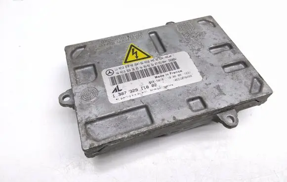 Mercedes-Benz S W221 Xenon control unit/module A2168704826 A2168203685 A2164420203