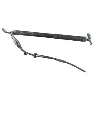 Toyota Sienna XL30 III Tailgate strut 689100R012 3080210530 6895008020