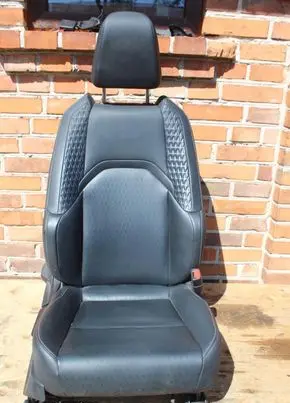 Lexus UX Front passenger seat 