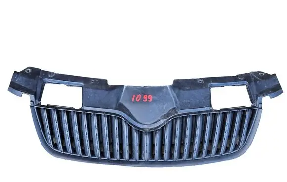 Skoda Fabia Mk2 (5J) Front bumper upper radiator grill 5J0853668