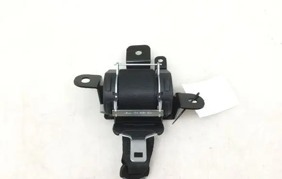 Nissan Qashqai Rear seatbelt 88854JD000