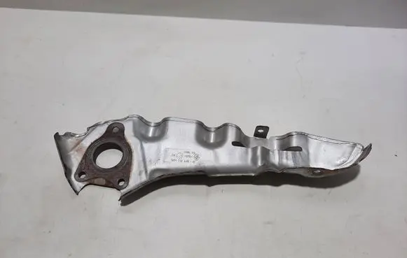 Nissan X-Trail T32 Exhaust heat shield 140133244R