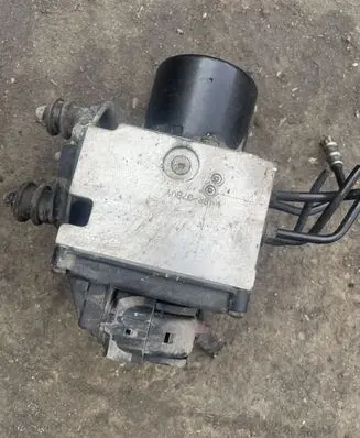 Volkswagen PASSAT B6 ABS Pump