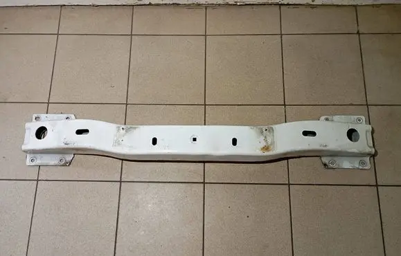 Renault Master III Front bumper cross member 747533B