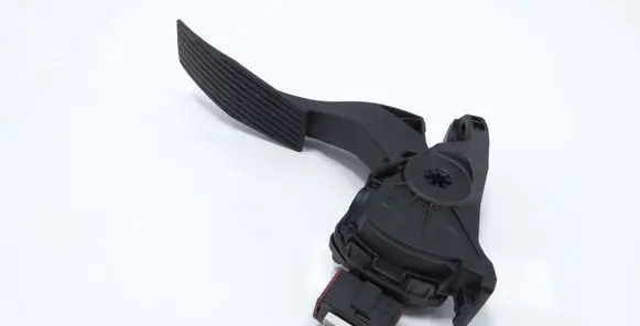 Opel Insignia A Accelerator throttle pedal 13237352