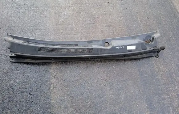 KIA Carens II Wiper trim