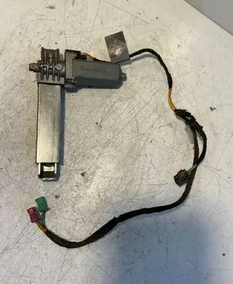 BMW 7 E65 E66 Seat adjustment motor 0390201959