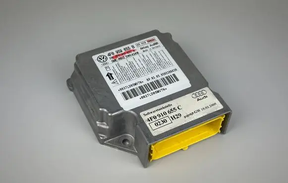 Audi A6 Allroad C7 Airbag control unit/module 4F0959655B 4F0910655A 4F0910655C