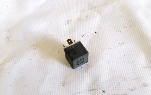 Volkswagen Transporter - Caravelle T4 Other relay 141951253b