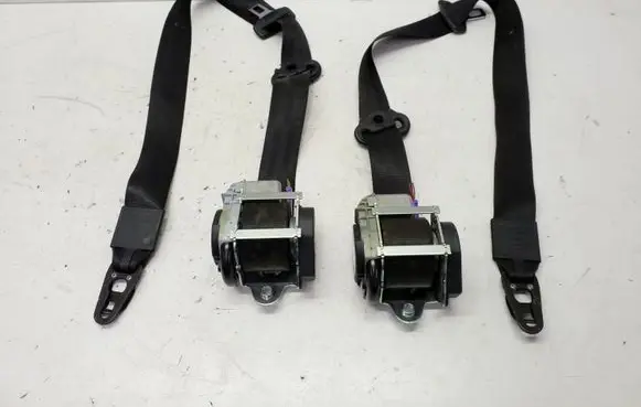 Audi Q7 4L Front seatbelt 606727200 606728300 4L1857705