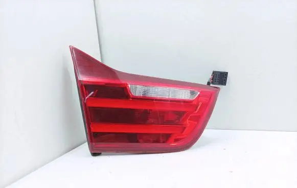 BMW 4 F32 F33 Tailgate rear/tail lights 7296101