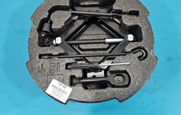 Hyundai i30 Lift Jack IMPRK1567885