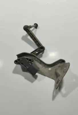 Tesla Model S Rear air suspension level height sensor 600652600B 1027976 3040150