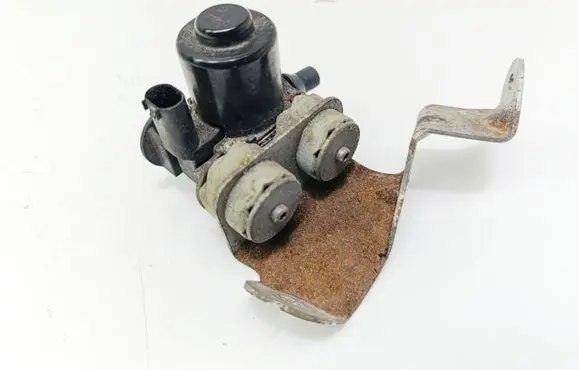BMW 1 F20 F21 Coolant heater control valve 