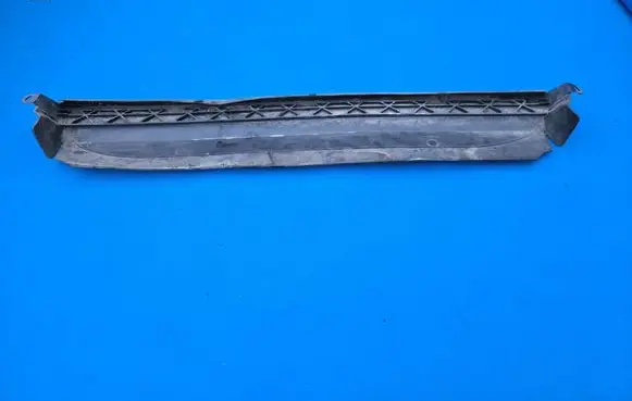 BMW X1 E84 Radiator trim 2990837