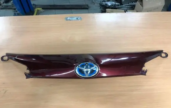 Toyota RAV 4 (XA40) Trunk door license plate light bar 76839-42030