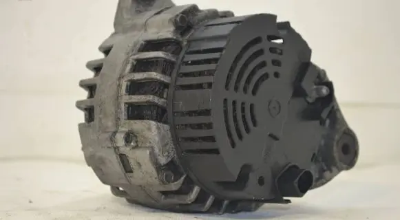Audi A4 S4 B7 8E 8H Generator/alternator