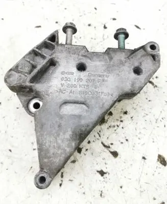 Skoda Octavia Mk2 (1Z) Engine mounting bracket 03G199207F 72300KTS4