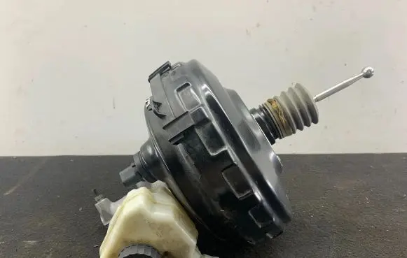 Audi Q7 4L Brake booster 7L8612101J 03786946024